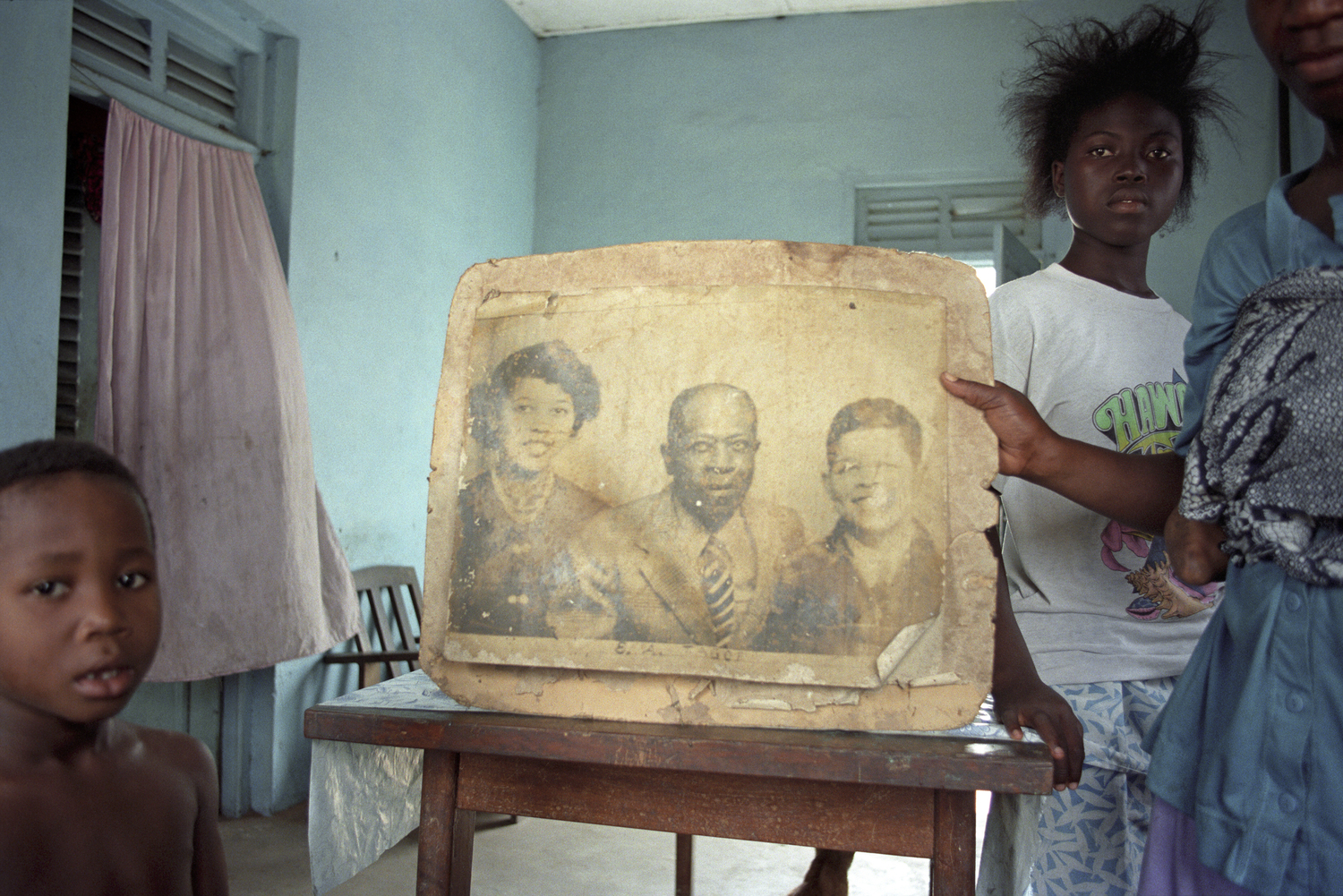 2. ©Eileen Perrier, From The Series Ghana, 1995 1996. Courtesy The Artist, London