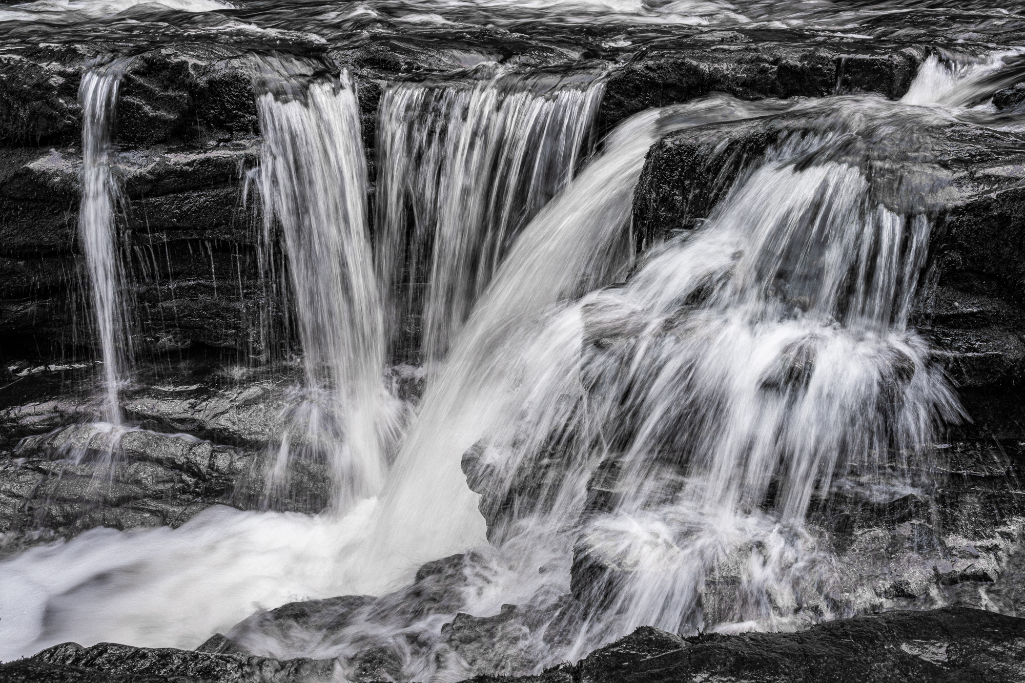 3813543 Elizabeth Webb Gushing Water Sgwd Y Pannwr Waterfall