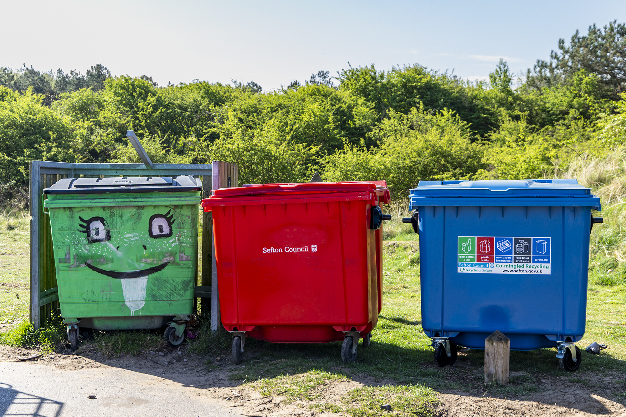 5578437 Evelynne Rogers 1 Evelynne Rogers Formby Rubbish Bins