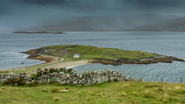 600X7203 Isolated, Scotland Rachel Dunsdon LRPS, CPAGB, EFIAP