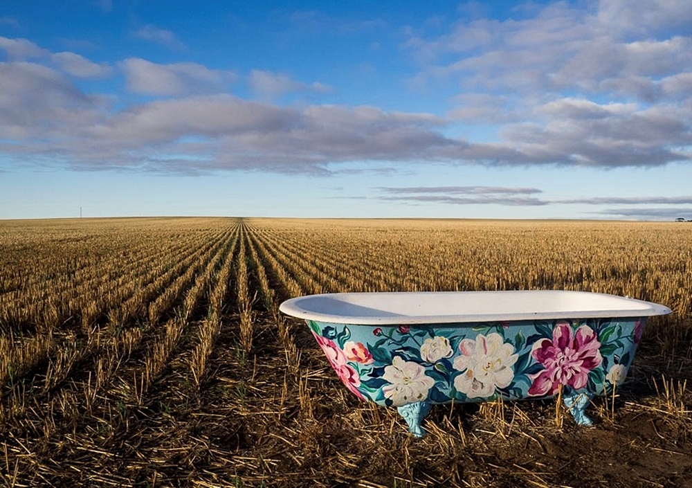 Patricia Beal FRPS Bathtime