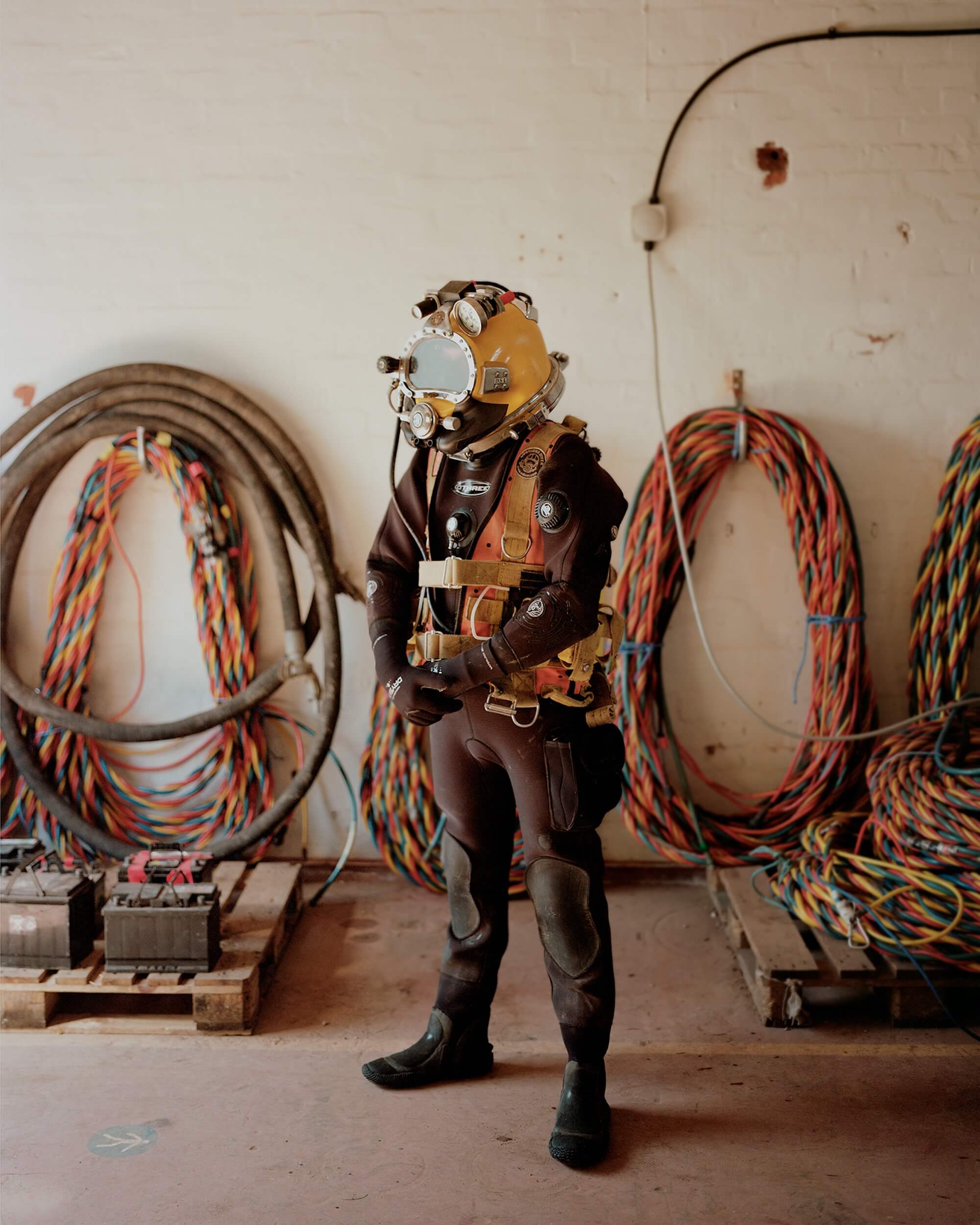 ‘Diver, Ramsden Dock’ from the series The Binding Tide by Nicholas J R White