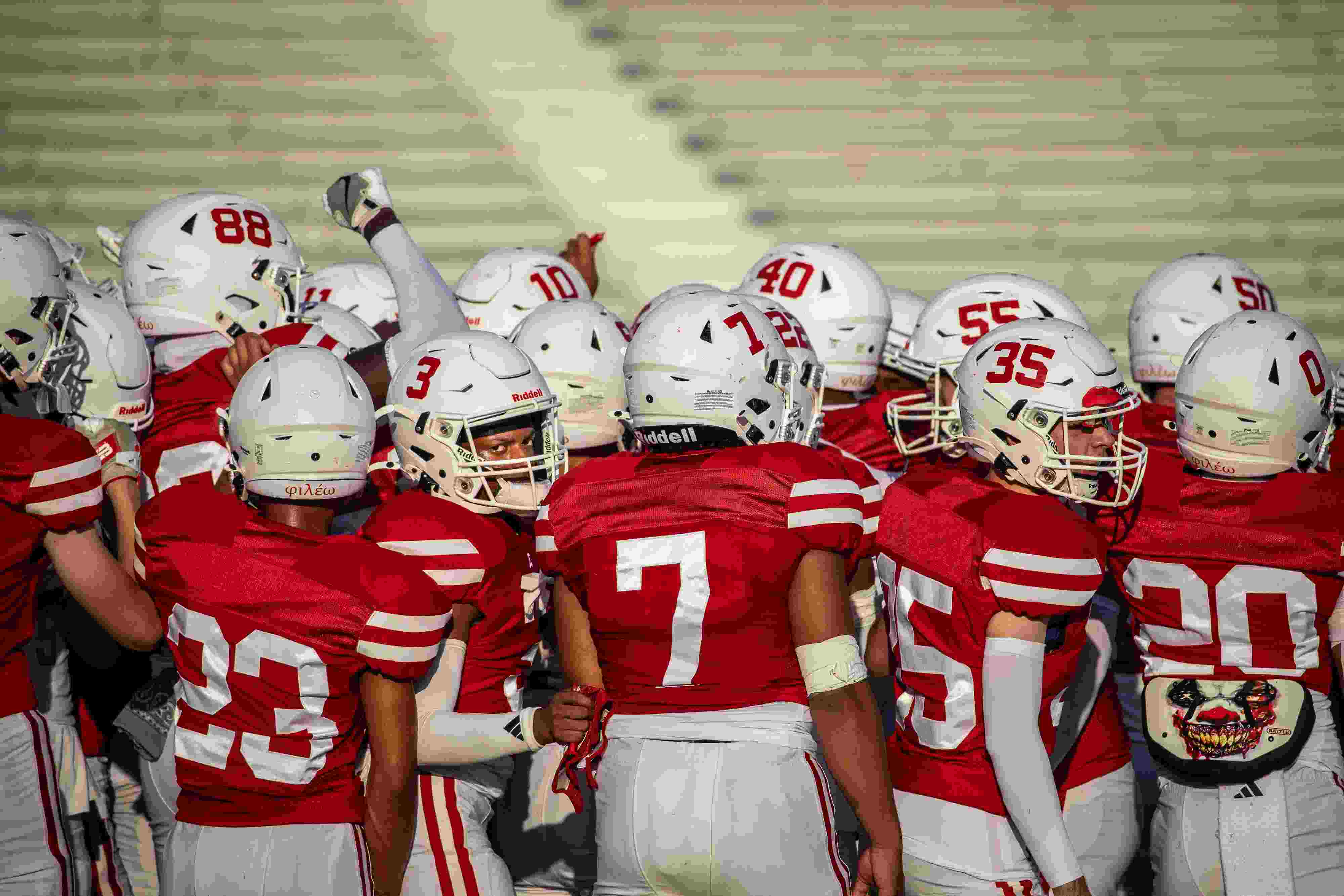 Football Huddle 150Kb