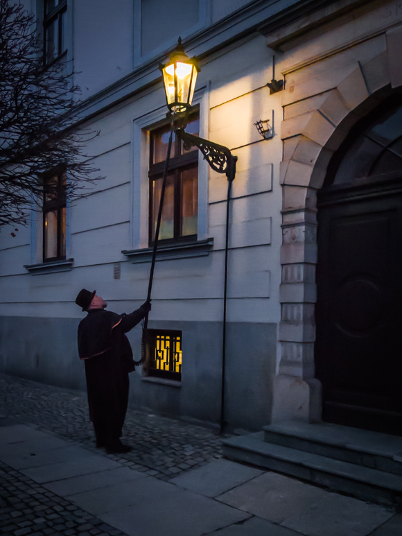 Lamp Lighter Poland