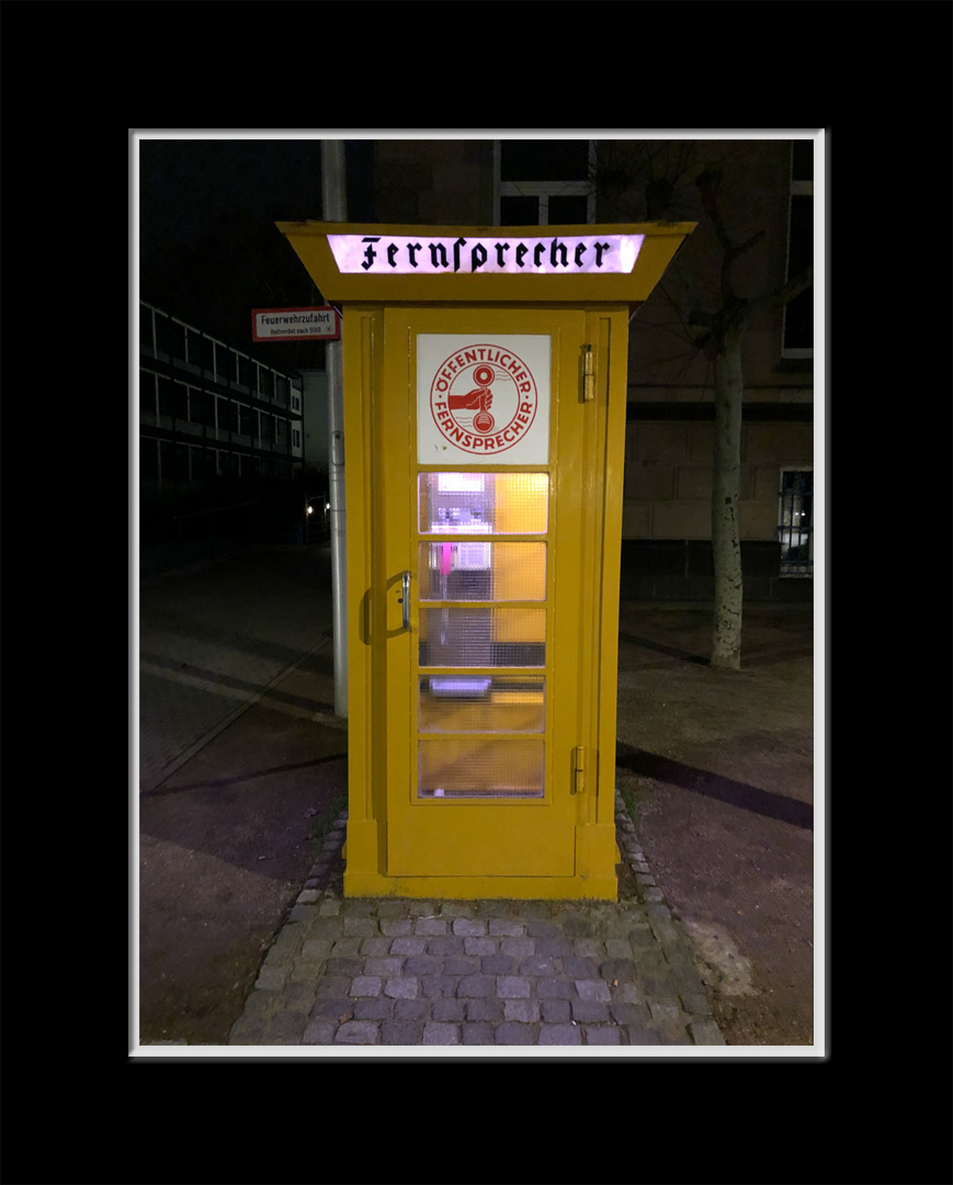 Grü Telefonzelle