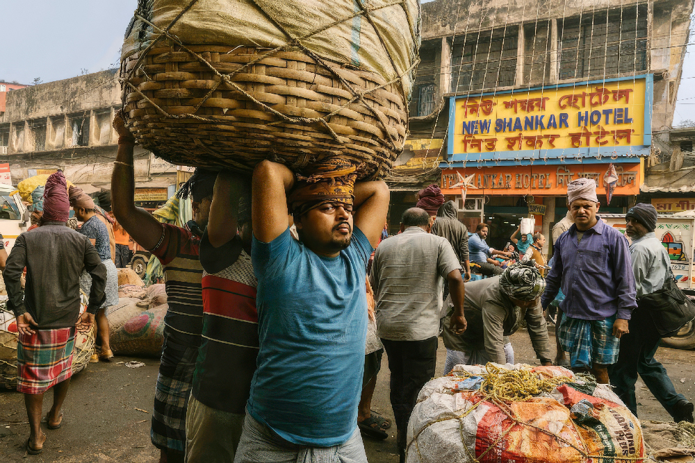 Market Delivery Kolkata India Ngar Shun Victor Wong FRPS