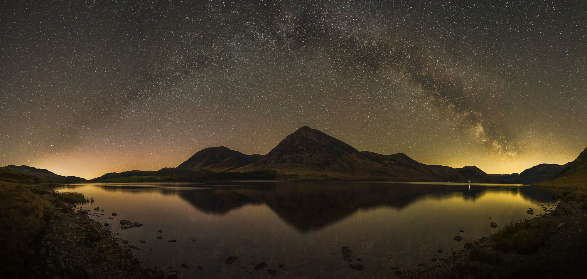 1st Crummock Water Milky Way And Lyrid Meteors By Mark Hetherington