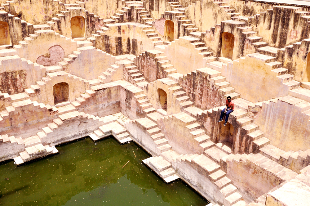 Stepwell, Jaipur, India by David Short