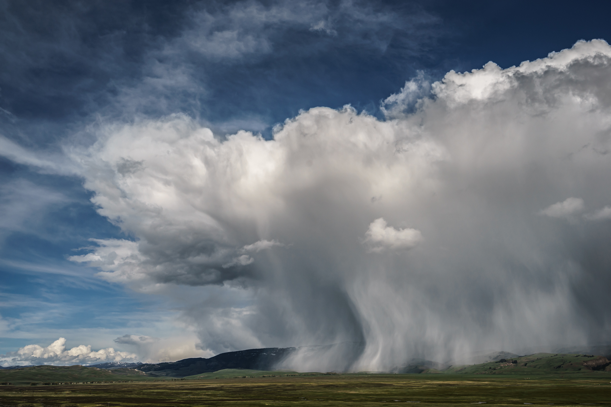 Here Comes The Storm By Steve Gledhill