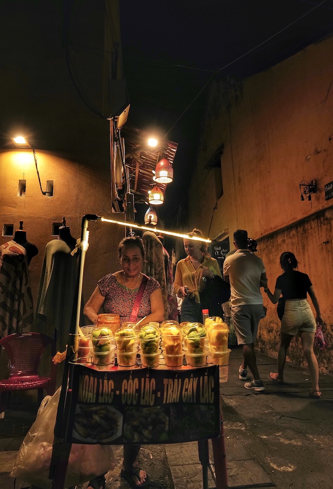 Hoi An Night Market by Kaikong Wong