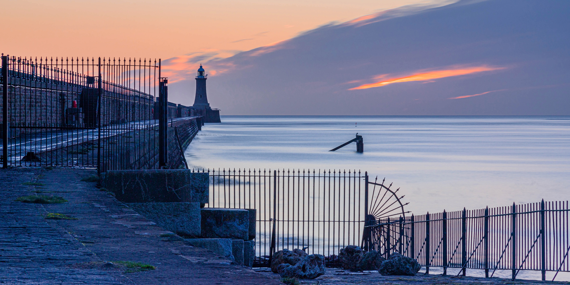 4206297 David Pringle 07 Tyne Scarborough To Bamburgh Tynemouth Pier