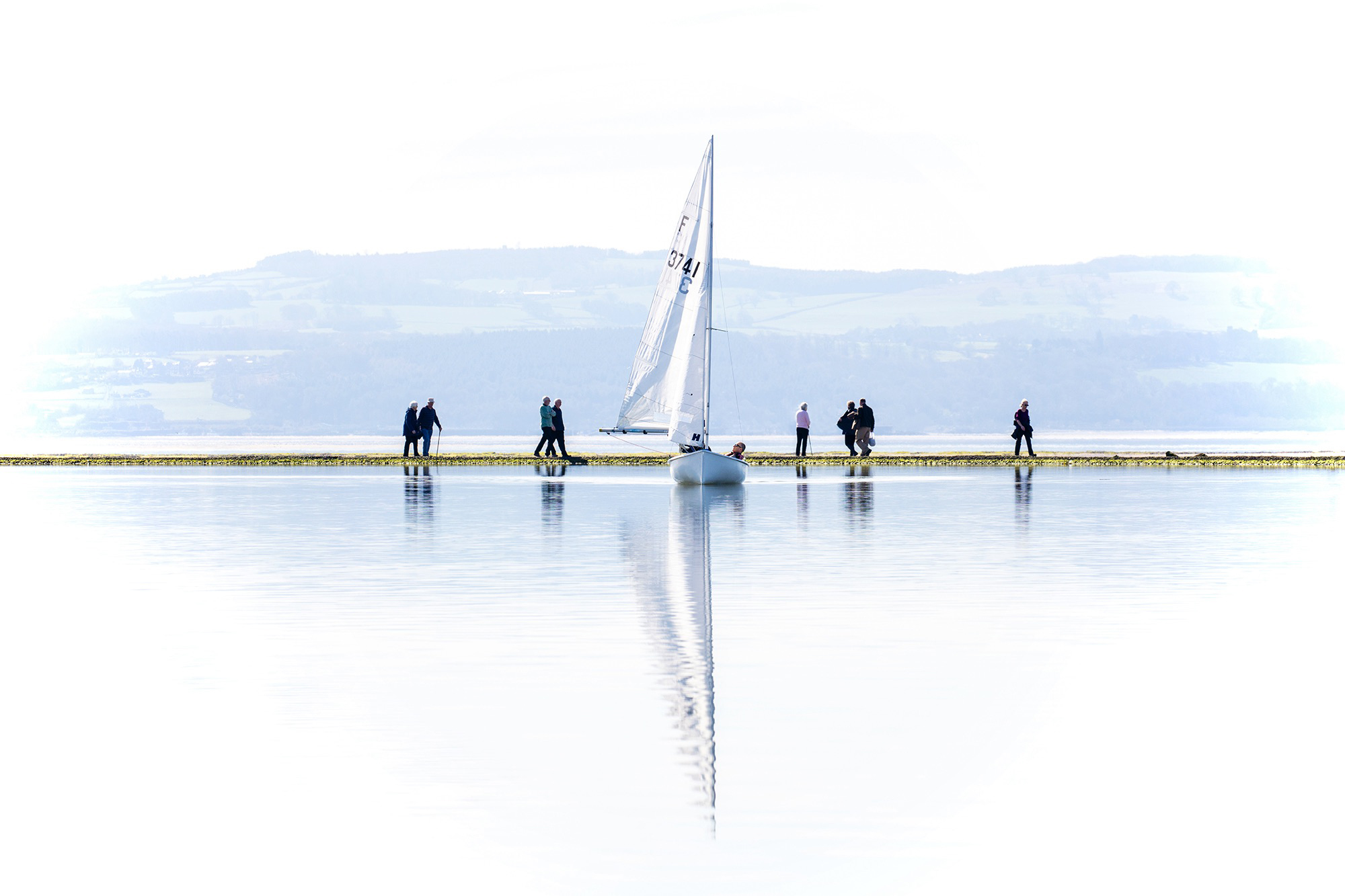 Sunday Afternoon Stroll By Brian Lunt