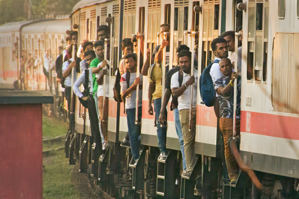 Colombo Commuters, Sri Lanka by Rob Morgan