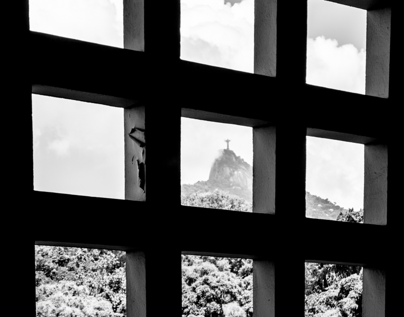 Christ Above Louise Knaresborough LRPS Brasil (1 Of 1)