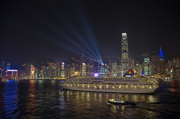 Allan Hartley Hong Kong Harbour (1 Of 1)