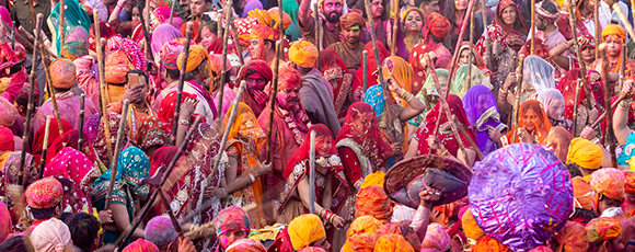 Chaos At The Mathura Hoil Festival