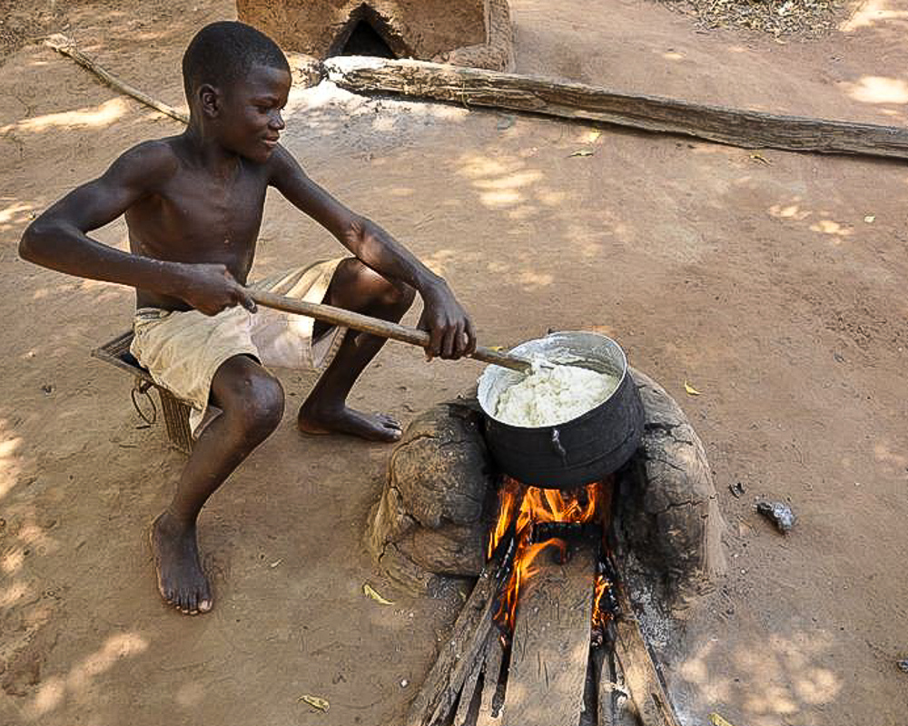 Making The Lunch Volta River Ghana by Jane Tearle