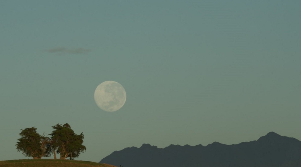 Kaikoura Moon