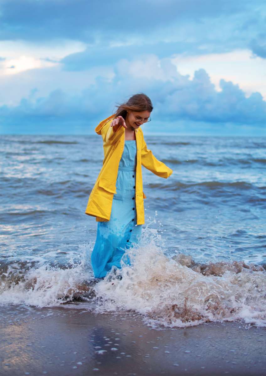 She Who Talks To The Sea