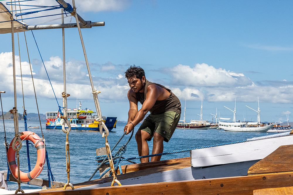 Indonesian Fisherman by David Portwain