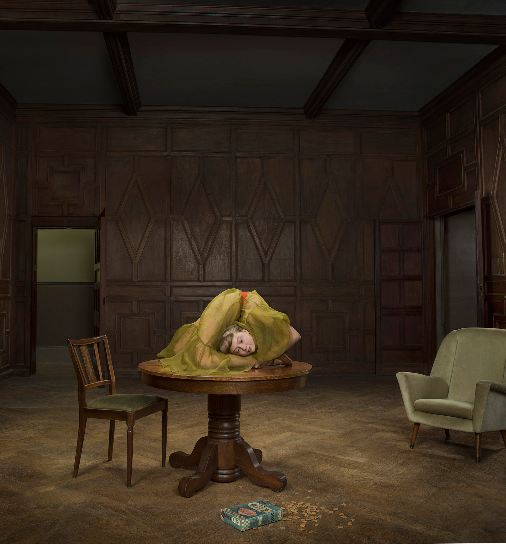 Flexible Roxy By Julia Fullerton-Batten