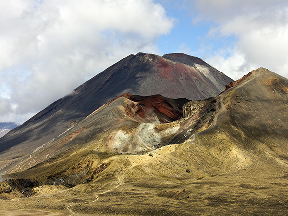 Tongariro Crossing, New Zealand 580Px