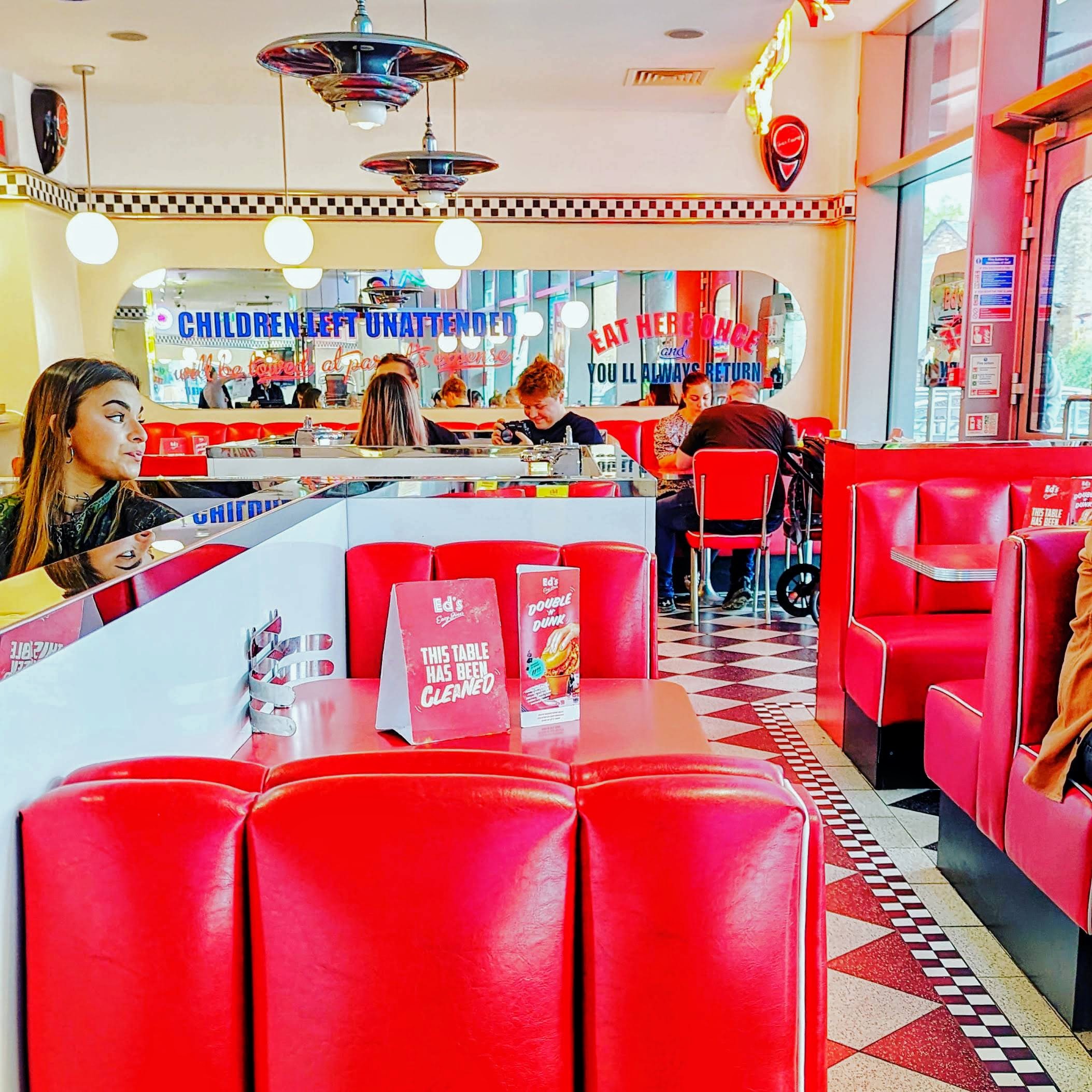 Ed's Easy Diner