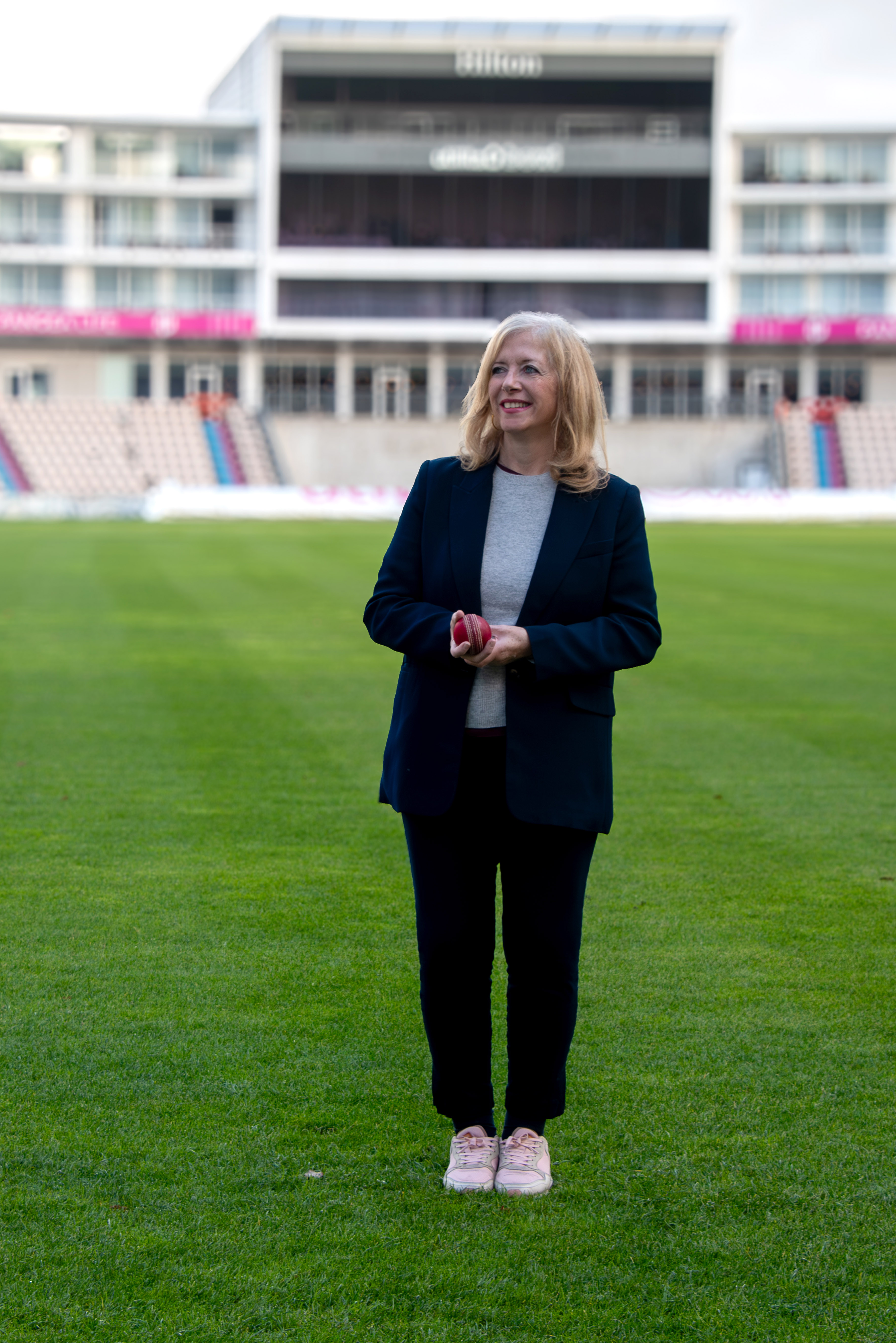 Liz Jarvis By Dee Robinson